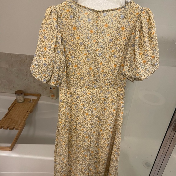 Floral midi dress - Picture 2 of 3